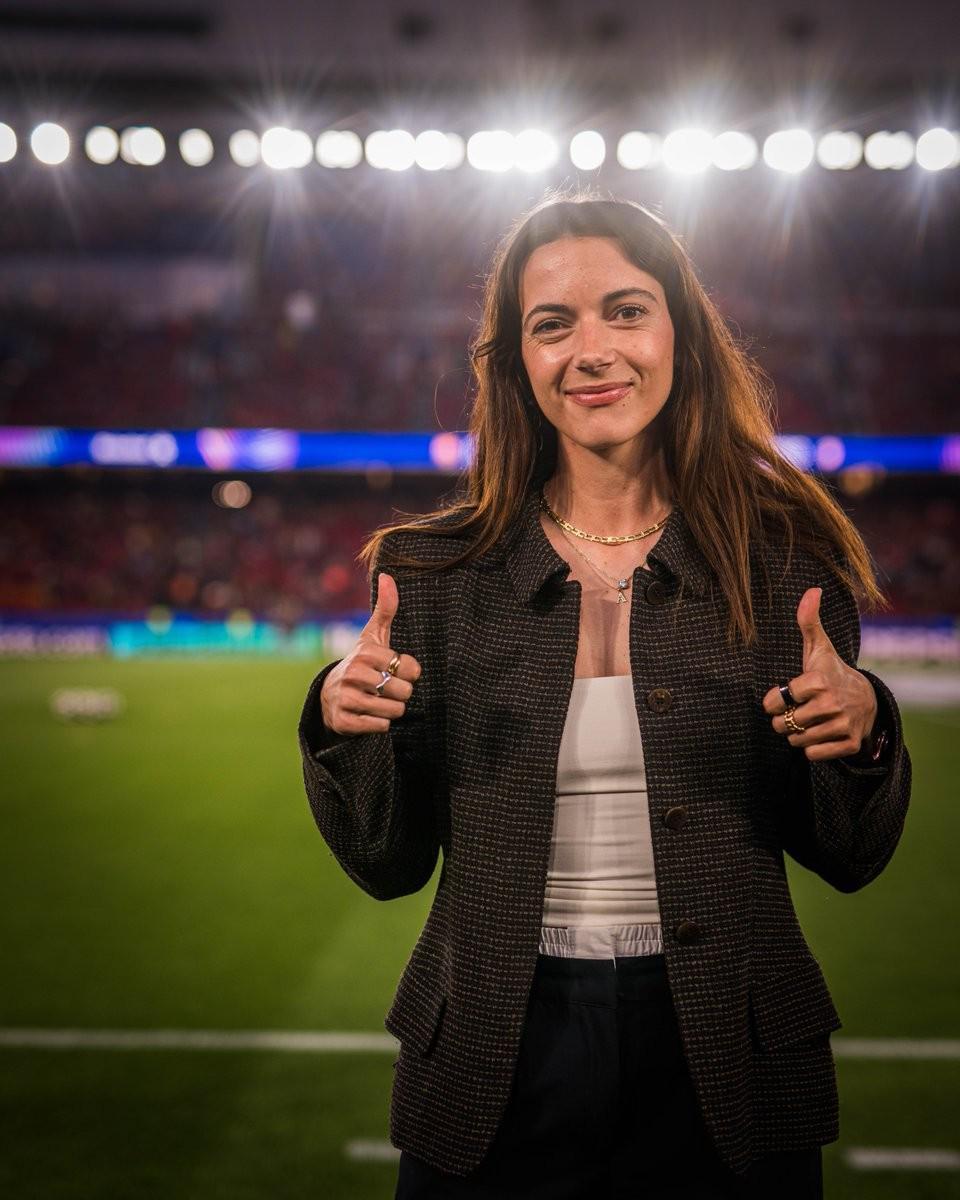 开云体育平台-助威男足，邦马蒂到诺坎普现场观看巴萨与马竞的首回合比赛